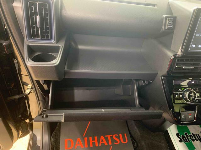 タントカスタムＲＳ　ターボ　９型ディスプレイ　バックモニターまごころ保証（納車日から１年・走行距離無制限）付き　元当社社用車　ターボ　９インチスマホ連携ディスプレイオーディオ　バックカメラ　メッキパック装着　オートエアコン　シートヒーター　キーフリー（静岡県）の中古車