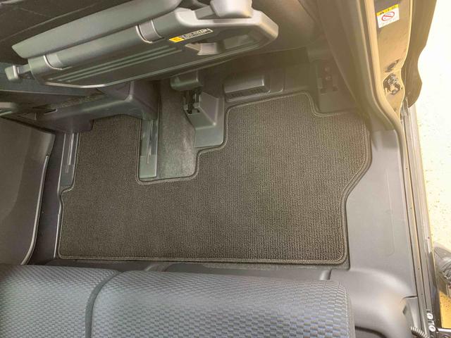 タントカスタムＲＳ　ターボ　９型ディスプレイ　バックモニターまごころ保証（納車日から１年・走行距離無制限）付き　元当社社用車　ターボ　９インチスマホ連携ディスプレイオーディオ　バックカメラ　メッキパック装着　オートエアコン　シートヒーター　キーフリー（静岡県）の中古車