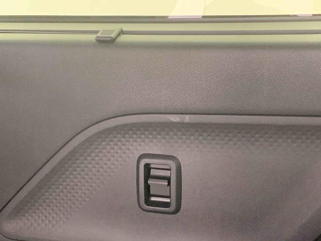 タントカスタムＲＳ　ターボ　９型ディスプレイ　バックモニターまごころ保証（納車日から１年・走行距離無制限）付き　元試乗車　ターボ　９インチスマホ連携ディスプレイオーディオ　バックカメラ　メッキパック　オートエアコン　シートヒーター　キーフリー　両側電動スライド（静岡県）の中古車