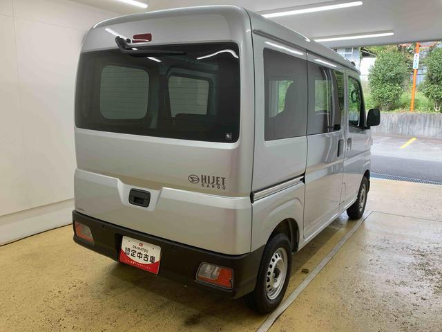 ハイゼットカーゴＤＸ　元社用車　ラジオ　エアコン　パワステ　パワーウィンドウまごころ保証（納車日から１年・走行距離無制限）付き　エアコン　パワステ　パワーウィンドウ　ＡＢＳ　エアバッグ　キーレスエントリー　ラジオ　衝突被害軽減ブレーキ（静岡県）の中古車