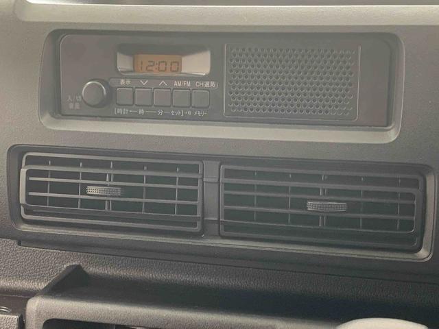 ハイゼットカーゴＤＸ　元社用車　ラジオ　エアコン　パワステ　パワーウィンドウまごころ保証（納車日から１年・走行距離無制限）付き　エアコン　パワステ　パワーウィンドウ　ＡＢＳ　エアバッグ　キーレスエントリー　ラジオ　衝突被害軽減ブレーキ（静岡県）の中古車