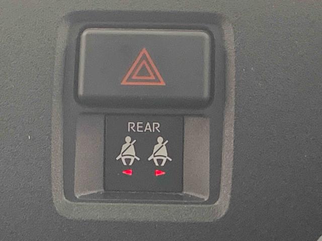 ハイゼットカーゴＤＸ　元社用車　ラジオ　エアコン　パワステ　パワーウィンドウまごころ保証（納車日から１年・走行距離無制限）付き　エアコン　パワステ　パワーウィンドウ　ＡＢＳ　エアバッグ　キーレスエントリー　ラジオ　衝突被害軽減ブレーキ（静岡県）の中古車