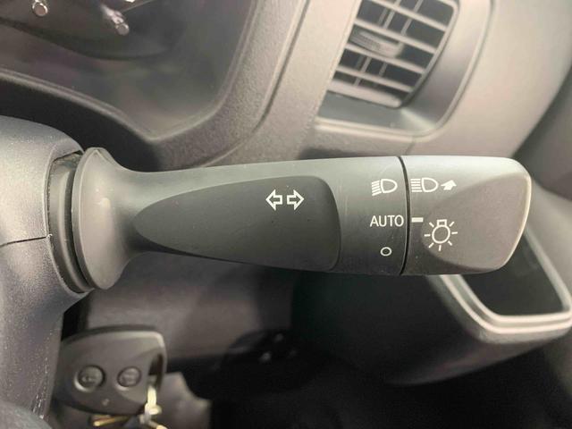 ハイゼットカーゴＤＸ　元社用車　ラジオ　エアコン　パワステ　パワーウィンドウまごころ保証（納車日から１年・走行距離無制限）付き　エアコン　パワステ　パワーウィンドウ　ＡＢＳ　エアバッグ　キーレスエントリー　ラジオ　衝突被害軽減ブレーキ（静岡県）の中古車
