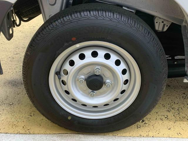 ハイゼットカーゴＤＸ　元社用車　ラジオ　エアコン　パワステ　パワーウィンドウまごころ保証（納車日から１年・走行距離無制限）付き　エアコン　パワステ　パワーウィンドウ　ＡＢＳ　エアバッグ　キーレスエントリー　ラジオ　衝突被害軽減ブレーキ（静岡県）の中古車