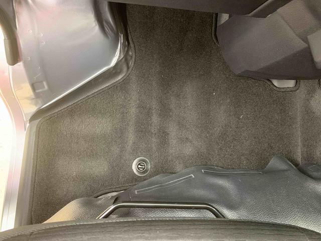 ハイゼットカーゴＤＸ　元社用車　ラジオ　エアコン　パワステ　パワーウィンドウまごころ保証（納車日から１年・走行距離無制限）付き　エアコン　パワステ　パワーウィンドウ　ＡＢＳ　エアバッグ　キーレスエントリー　ラジオ　衝突被害軽減ブレーキ（静岡県）の中古車