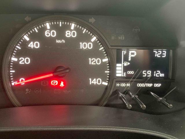 ハイゼットカーゴＤＸ　元社用車　ラジオ　エアコン　パワステ　パワーウィンドウまごころ保証（納車日から１年・走行距離無制限）付き　エアコン　パワステ　パワーウィンドウ　ＡＢＳ　エアバッグ　ラジオ　キーレスエントリー　オートライト　被害軽減ブレーキ（静岡県）の中古車