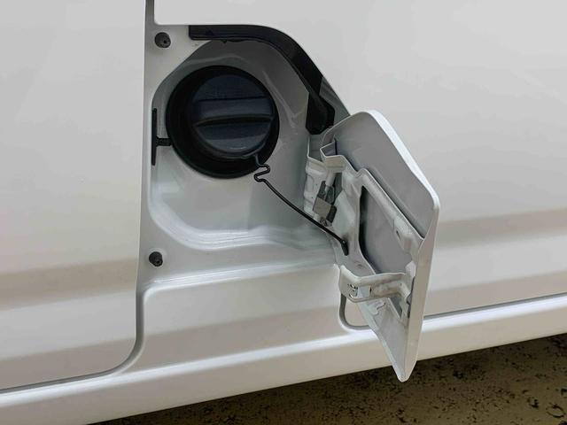 ハイゼットカーゴＤＸ　元社用車　ラジオ　エアコン　パワステ　パワーウィンドウまごころ保証（納車日から１年・走行距離無制限）付き　エアコン　パワステ　パワーウィンドウ　ＡＢＳ　エアバッグ　ラジオ　キーレスエントリー　オートライト　被害軽減ブレーキ（静岡県）の中古車