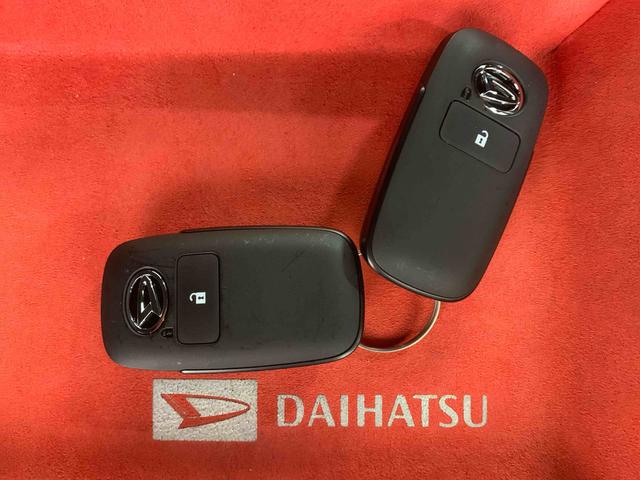 タフトＧターボ　ダーククロムベンチャー　スカイフィールトップまごころ保証（納車日から１年・走行距離無制限）付き　スカイフィールトップ　オーディオレス　オートエアコン　シートヒーター　キーフリー　１５インチアルミホイール　衝突被害軽減ブレーキ（静岡県）の中古車