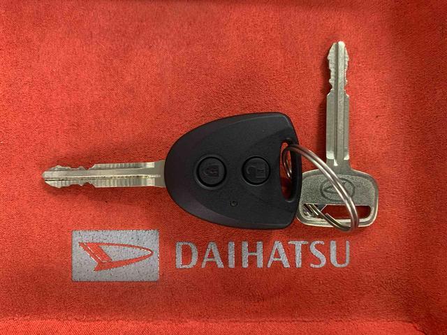 ムーヴL Bluetooth&USBチューナー キーレスまごころ保証(納車日から1年・走行距離無制限)付き Bluetooth&USBチューナー キーレス マニュアルエアコン パワステ パワーウィンドウ 両側スライド(手動)ドア LEDヘッドライト(静岡県)の中古車