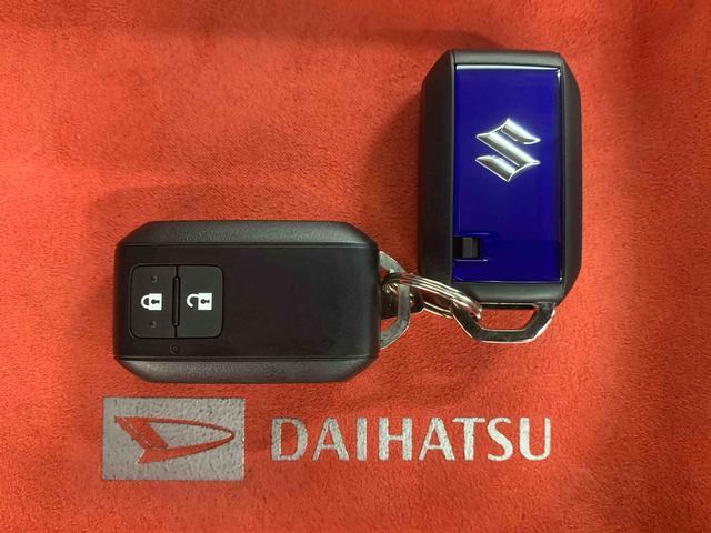 アルトハイブリッドX スズキ純正ナビ バックカメラ キーフリーまごころ保証(納車日から1年・走行距離無制限)付き スズキ純正ナビ バックカメラ キーフリー アルミホイール シートヒーター オートエアコン USB接続(静岡県)の中古車