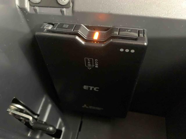 コペンローブ S CVT 専用サスペンション ナビ ETCまごころ保証(納車日から1年・走行距離無制限)付き 専用サスペンション レカロシート ナビ ETC バックカメラ オートエアコン シートヒーター キーフリー コペン専用タイヤ新品交換済み(静岡県)の中古車