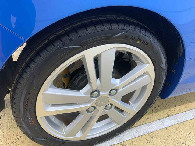 コペンローブ S CVT 専用サスペンション ナビ ETCまごころ保証(納車日から1年・走行距離無制限)付き 専用サスペンション レカロシート ナビ ETC バックカメラ オートエアコン シートヒーター キーフリー コペン専用タイヤ新品交換済み(静岡県)の中古車