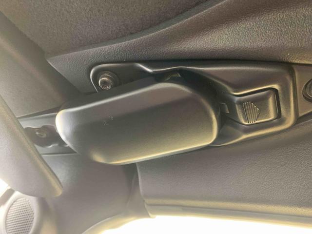 コペンローブ S CVT 専用サスペンション ナビ ETCまごころ保証(納車日から1年・走行距離無制限)付き 専用サスペンション レカロシート ナビ ETC バックカメラ オートエアコン シートヒーター キーフリー コペン専用タイヤ新品交換済み(静岡県)の中古車