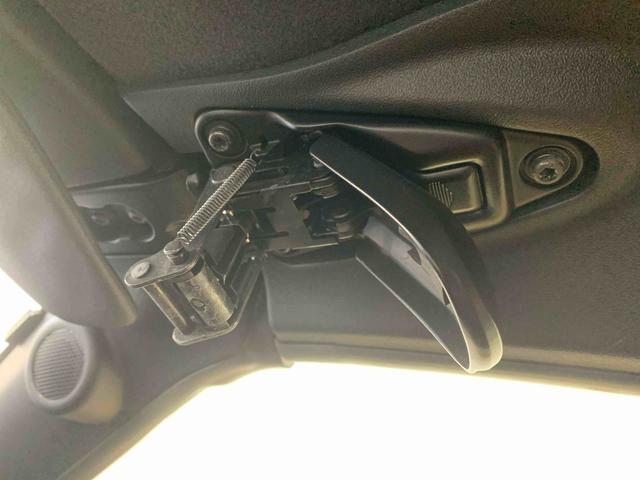 コペンローブ S CVT 専用サスペンション ナビ ETCまごころ保証(納車日から1年・走行距離無制限)付き 専用サスペンション レカロシート ナビ ETC バックカメラ オートエアコン シートヒーター キーフリー コペン専用タイヤ新品交換済み(静岡県)の中古車