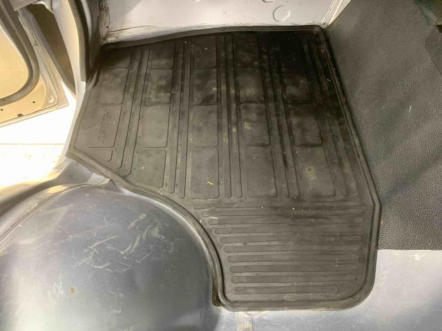 ハイゼットトラックスタンダードSAIIIt CVT ラジオ エアコンまごころ保証(納車日から1年・走行距離無制限)付き CVT車 ラジオ エアコン パワステ LEDヘッドライト 衝突被害軽減ブレーキ(静岡県)の中古車