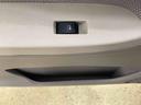 納車日から３ケ月５，０００ｋｍ保証付き　社外ナビ　バックカメラ　エアコン　パワステ　パワーウィンドウ　エアバッグ　ＡＢＳ　電動格納ドアミラー　キーレス　※室内芳香剤におい　ルーフ塗装に痛みあり（静岡県）の中古車