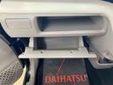 納車日から３ケ月５，０００ｋｍ保証付き　社外ナビ　バックカメラ　エアコン　パワステ　パワーウィンドウ　エアバッグ　ＡＢＳ　電動格納ドアミラー　キーレス　※室内芳香剤におい　ルーフ塗装に痛みあり（静岡県）の中古車