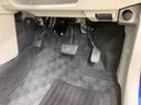 納車日から３ヵ月５，０００ｋｍ保証付き　純正７インチナビ　バックカメラ　オートエアコン　アルミホイール　ＡＢＳ　エアバッグ　キーフリー　タイヤ４本新品　※ルーフクリア剥がれ有り（静岡県）の中古車