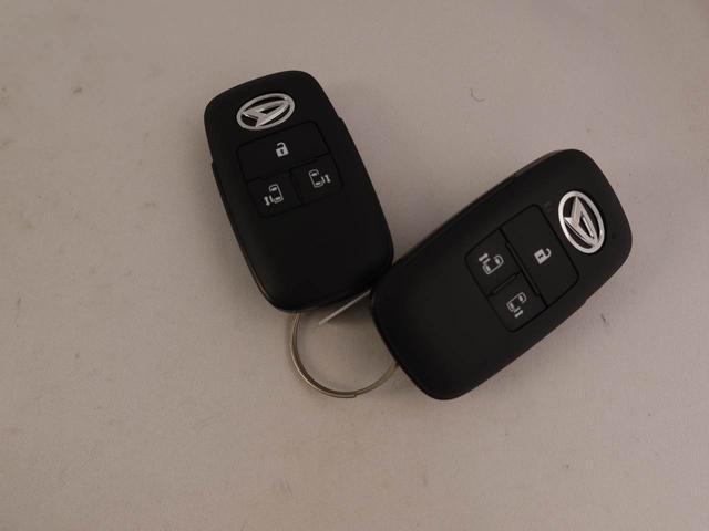 ハイゼットカーゴデッキバンＧ衝突被害軽減ブレーキ　プッシュボタンスタート　コーナーセンサー　ＬＥＤヘッドライト（愛知県）の中古車