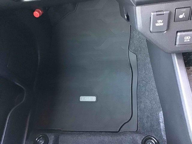 タフトＧ　ダーククロムベンチャーアイドリングストップレス仕様　スカイフィールトップ・ＬＥＤヘッドライト・ＬＥＤフォグランプ・運転席・助手席シートヒーター付き（千葉県）の中古車