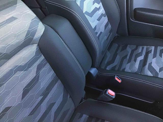 タフトＧ　ダーククロムベンチャーアイドリングストップレス仕様　スカイフィールトップ・ＬＥＤヘッドライト・ＬＥＤフォグランプ・運転席・助手席シートヒーター付き（千葉県）の中古車