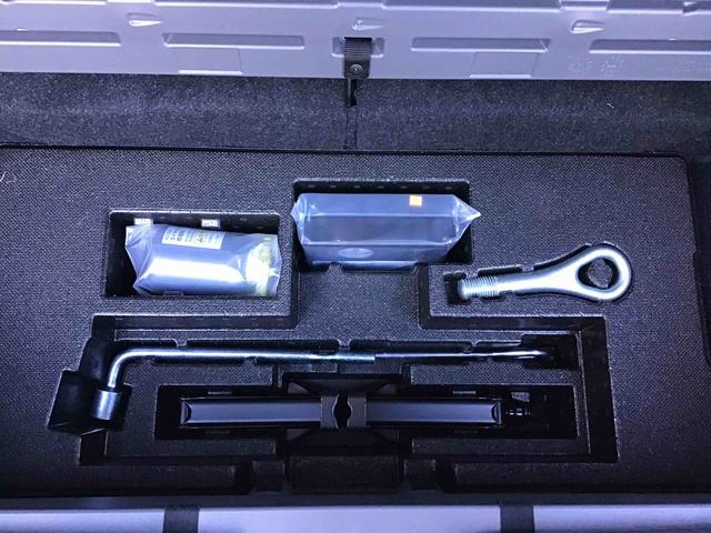 タフトＧ　ダーククロムベンチャーアイドリングストップレス仕様　スカイフィールトップ・ＬＥＤヘッドライト・ＬＥＤフォグランプ・運転席・助手席シートヒーター付き（千葉県）の中古車