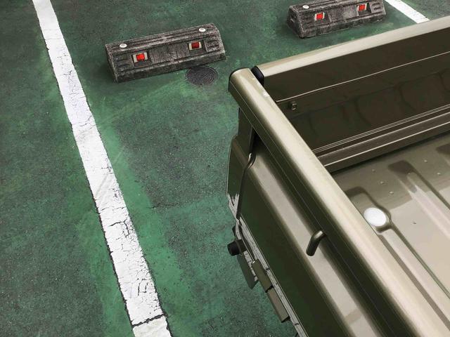 ハイゼットトラックスタンダード　農用スペシャル衝突回避支援システム・４ＷＤ車・ＣＶＴ車・荷台作業灯ランプ・リヤ４枚リーフスプリング・スーパーデフロック（千葉県）の中古車