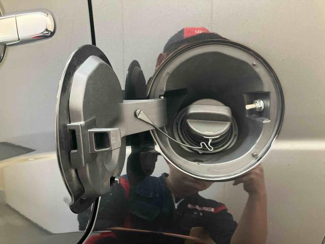 ムーヴカスタム　ＲＳ　ハイパーリミテッドＳＡIII／ターボターボ車　ナビ　パノラマモニター　ドライブレコーダー　プッシュボタンスタート　オートエアコン　インパネシフト　キーフリー　ＥＴＣ　運転席シートヒーター　スマートアシスト（三重県）の中古車