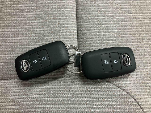 ムーヴＸ／スライドドア／ディスプレイオーディオ／バックモニター左側パワースライドドア　イージークローザー　ディスプレイオーディオ　バックモニター　プッシュボタンスタート　インパネシフト　キーフリー　足踏式パーキングブレーキ　ＬＥＤヘッドランプ　スマートアシスト（三重県）の中古車