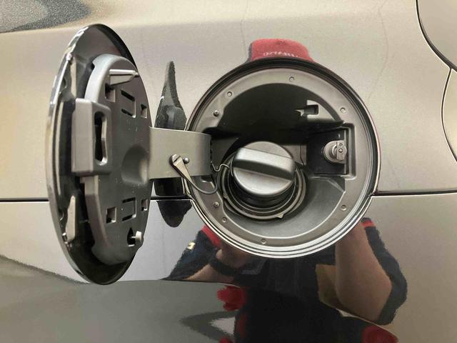 ムーヴX/左側パワースライドドア/ディスプレイオーディオディスプレイオーディオ 左側パワースライド イージークローザー ワイヤレス充電機能 HDMIソケット 足踏み式パーキングブレーキ バックモニター キーフリー コーナーセンサー オートハイビーム マット(三重県)の中古車