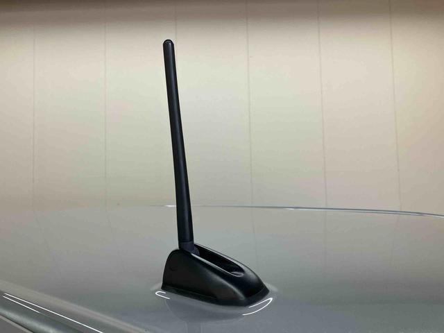 ムーヴキャンバスＸメイクアップ　ＳＡIII／ＣＤＣＤ　インパネシフト　プッシュボタンスタート　足踏み式パーキングブレーキ　キーフリー　オートエアコン　コーナーセンサー　横滑り防止装置　置きラクボックス　カーペットマット　バイザー　スマートアシスト（三重県）の中古車