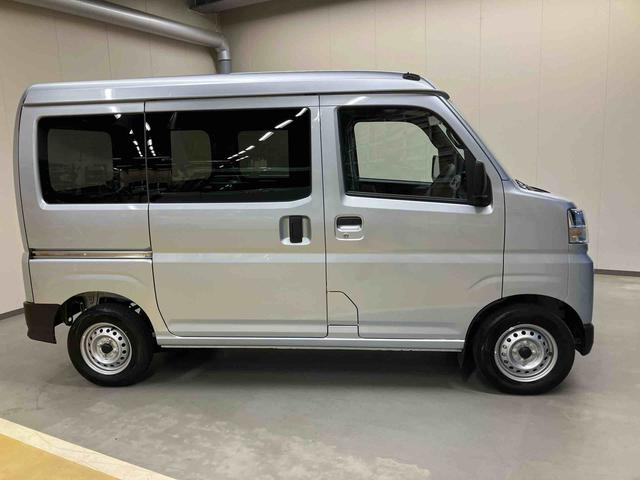 ハイゼットカーゴＤＸ／２ＷＤ／ＣＶＴＡＭ／ＦＭラジオ　前席パワーウィンドウ　キーレスエントリー　オーバーヘッドシェルフ　インパネシフト　スマートアシスト　オートハイビーム　オートライト　コーナーセンサー　スクエアボディ　両側スライドドア（三重県）の中古車