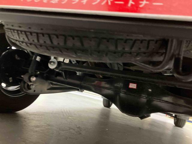 ハイゼットカーゴＤＸ／２ＷＤ／ＣＶＴＡＭ／ＦＭラジオ　前席パワーウィンドウ　キーレスエントリー　オーバーヘッドシェルフ　インパネシフト　スマートアシスト　オートハイビーム　オートライト　コーナーセンサー　スクエアボディ　両側スライドドア（三重県）の中古車