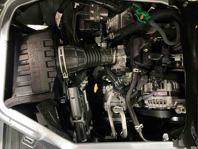 ハイゼットカーゴＤＸ／２ＷＤ／ＣＶＴＡＭ／ＦＭラジオ　前席パワーウィンドウ　キーレスエントリー　オーバーヘッドシェルフ　インパネシフト　スマートアシスト　オートハイビーム　オートライト　コーナーセンサー　スクエアボディ　両側スライドドア（三重県）の中古車
