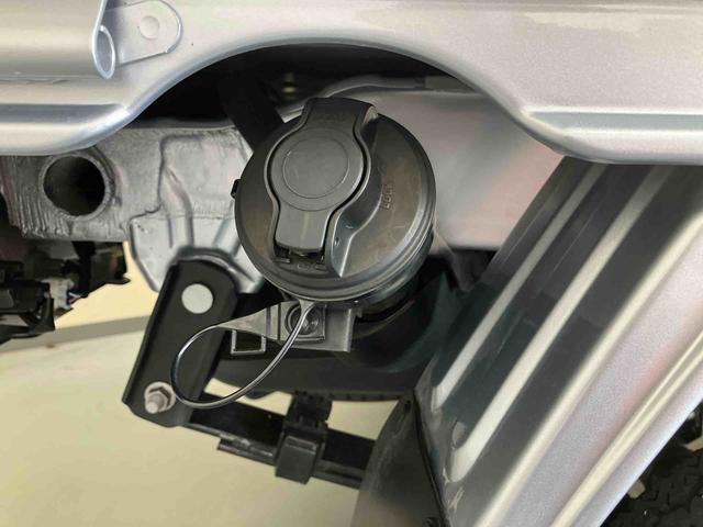 ハイゼットトラックスタンダードスマートアシスト 4WD 5速マニュアル エアコン パワステ AM/FMラジオ(三重県)の中古車