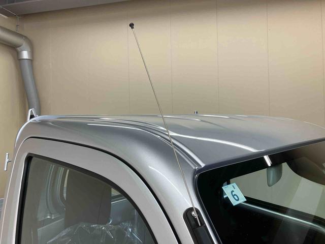 ハイゼットトラックスタンダードスマートアシスト 4WD 5速マニュアル エアコン パワステ AM/FMラジオ(三重県)の中古車