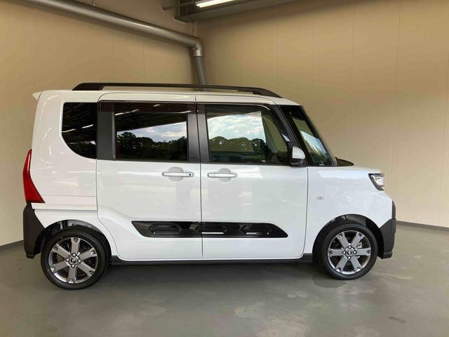 タントファンクロスターボ／４ＷＤ／ナビ／ドラレコ／両側電動スライド走行少ない　ナビ　パノラマモニター　ドラレコ　プッシュボタンスタート　両側電動スライドドア　　オートエアコン　キーフリー　スマアシ　電動パーキングブレーキ　オートライト　イージークローザー（三重県）の中古車