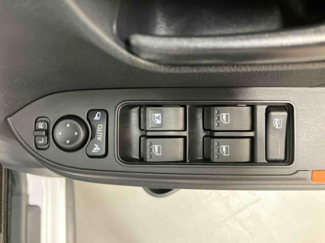 タントファンクロスターボ／４ＷＤ／ナビ／ドラレコ／両側電動スライド走行少ない　ナビ　パノラマモニター　ドラレコ　プッシュボタンスタート　両側電動スライドドア　　オートエアコン　キーフリー　スマアシ　電動パーキングブレーキ　オートライト　イージークローザー（三重県）の中古車