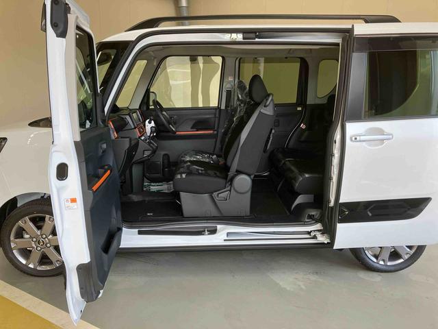 タントファンクロスターボ／４ＷＤ／ナビ／ドラレコ／両側電動スライド走行少ない　ナビ　パノラマモニター　ドラレコ　プッシュボタンスタート　両側電動スライドドア　　オートエアコン　キーフリー　スマアシ　電動パーキングブレーキ　オートライト　イージークローザー（三重県）の中古車