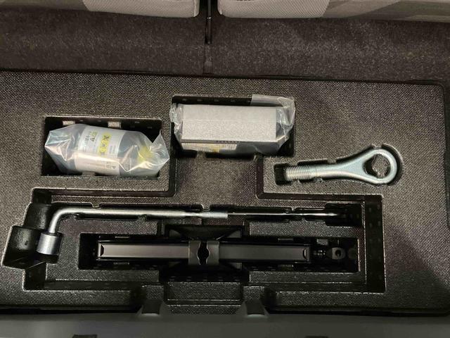 タフトＧ／７インチディスプレイオーディオ／バックモニター７インチディスプレイオーディオ　バックモニター　オートエアコン　キーフリー　電動パーキングブレーキ　前席シートヒーター　１５インチアルミホイール　スマートアシスト　カムフラージュ柄　ガラスルーフ（三重県）の中古車