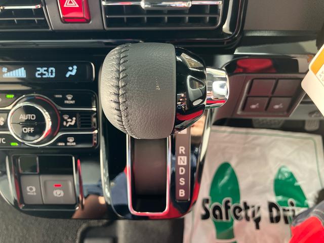 タントカスタムＲＳ／ナビ／バックモニター／ドラレコナビ　バックモニター　ドライブレコーダー　プッシュボタンスタート　インパネシフト　電動パーキングブレーキ　両側パワースライドドア　イージークローザー　オートエアコン　シートヒーター　スマートアシスト（三重県）の中古車