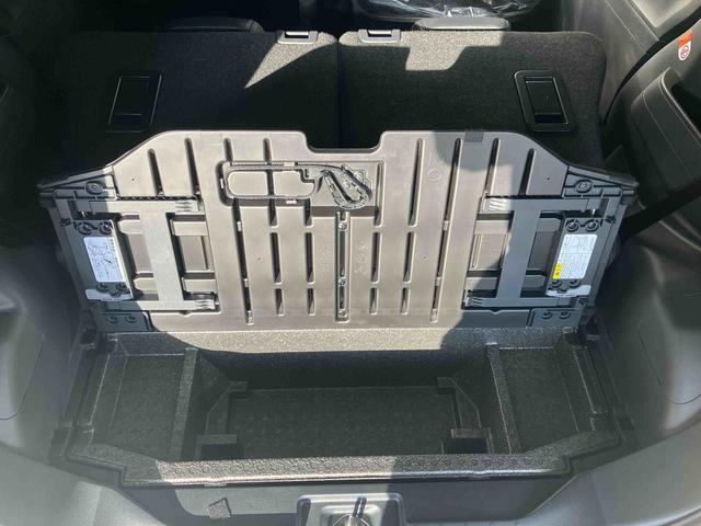 タントカスタムＲＳ／ナビ／バックモニター／ドラレコナビ　バックモニター　ドライブレコーダー　プッシュボタンスタート　インパネシフト　電動パーキングブレーキ　両側パワースライドドア　イージークローザー　オートエアコン　シートヒーター　スマートアシスト（三重県）の中古車