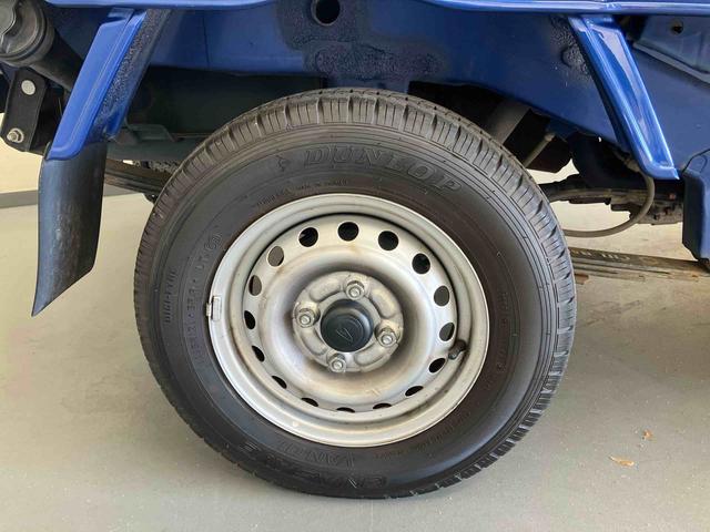 ハイゼットトラックジャンボ/4WD−4AT/CD4WD 4AT CD パワーウィンドウ エアバック テールゲートチェーン リヤルームランプ 作業灯 ハイルーフ リクライニングシート 背面スペース(三重県)の中古車