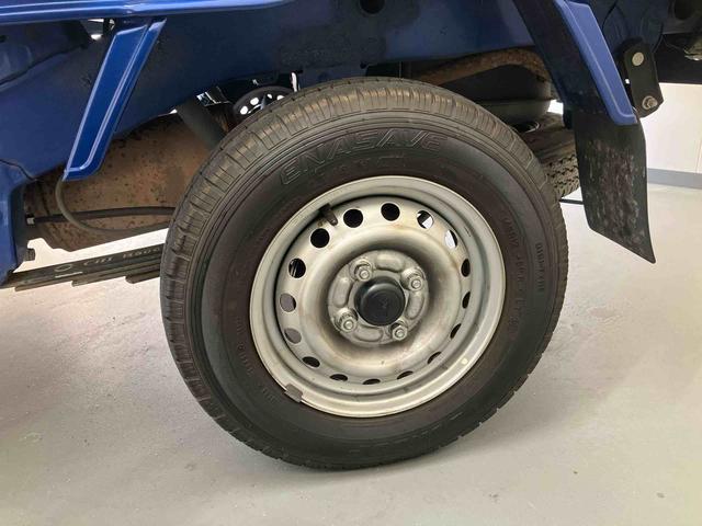 ハイゼットトラックジャンボ/4WD−4AT/CD4WD 4AT CD パワーウィンドウ エアバック テールゲートチェーン リヤルームランプ 作業灯 ハイルーフ リクライニングシート 背面スペース(三重県)の中古車