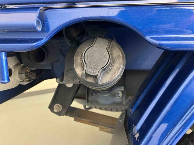 ハイゼットトラックジャンボ/4WD−4AT/CD4WD 4AT CD パワーウィンドウ エアバック テールゲートチェーン リヤルームランプ 作業灯 ハイルーフ リクライニングシート 背面スペース(三重県)の中古車