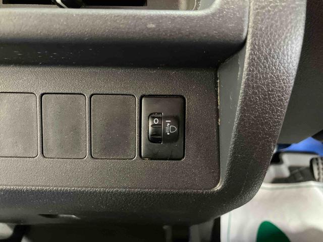 ハイゼットトラックジャンボ/4WD−4AT/CD4WD 4AT CD パワーウィンドウ エアバック テールゲートチェーン リヤルームランプ 作業灯 ハイルーフ リクライニングシート 背面スペース(三重県)の中古車