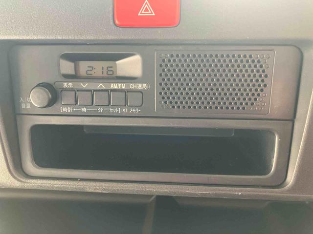 ハイゼットトラックスタンダード/4WD/4ATAM/FMラジオ マニュアルエアコン 4WD 4AT ゲートプロテクター パワステ ABS エアバック(三重県)の中古車