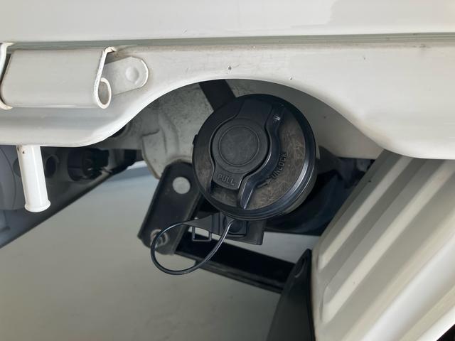 ハイゼットトラックスタンダード/4WD/4ATAM/FMラジオ マニュアルエアコン 4WD 4AT ゲートプロテクター パワステ ABS エアバック(三重県)の中古車