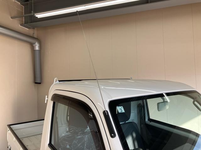 ハイゼットトラックスタンダード/4WD/4ATAM/FMラジオ マニュアルエアコン 4WD 4AT ゲートプロテクター パワステ ABS エアバック(三重県)の中古車