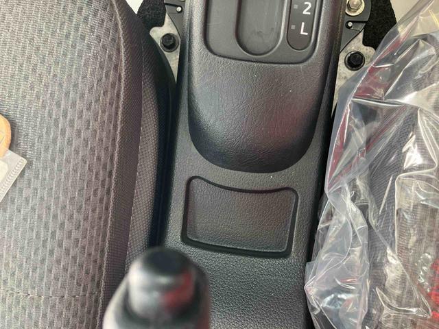 ハイゼットトラックスタンダード/4WD/4ATAM/FMラジオ マニュアルエアコン 4WD 4AT ゲートプロテクター パワステ ABS エアバック(三重県)の中古車